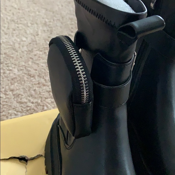 BLACK POCKET CHUNKY SOLE ANKLE BOOTS SZ 7 - Picture 3 of 5